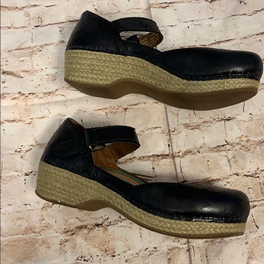 dansko clogs - Picture 2 of 5